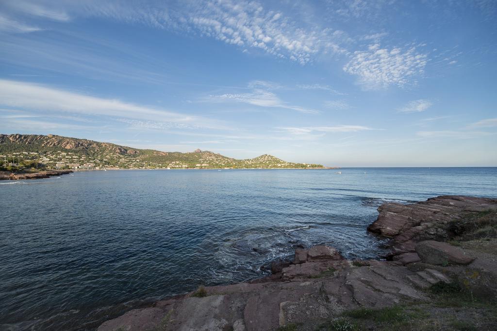Ulvf Les Residences Du Colombier Fréjus Eksteriør billede